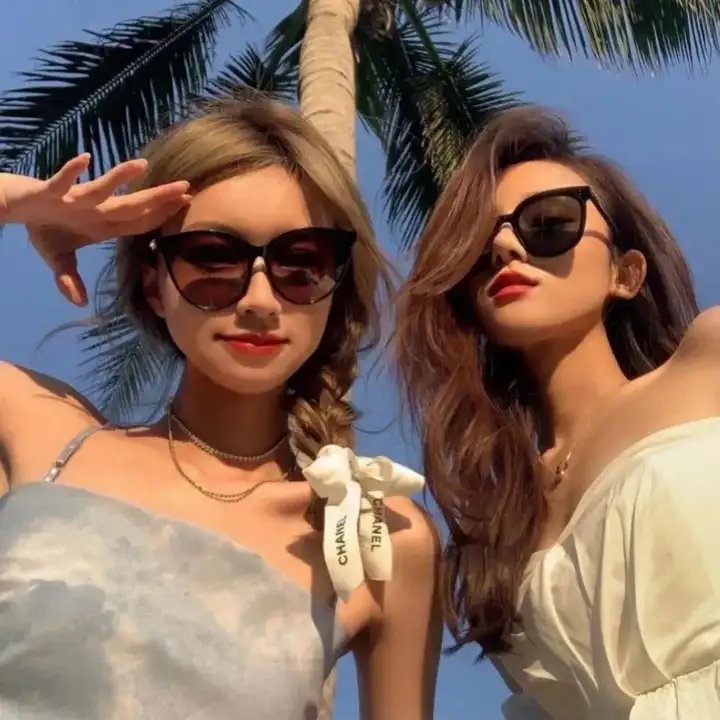 追捕聂鲁达海报